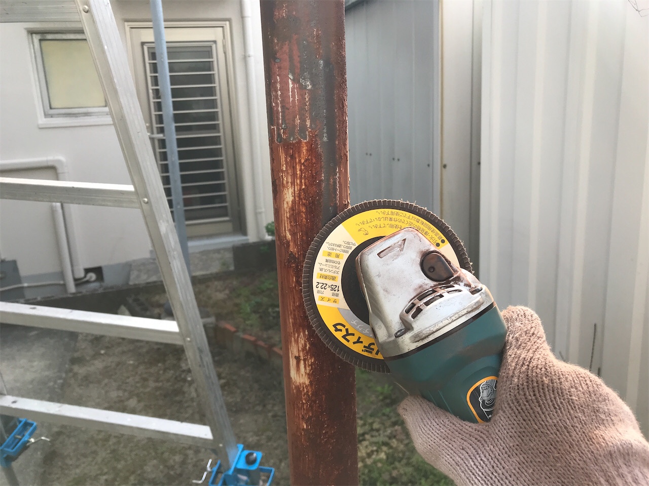 下地処理（ケレン）後の様子